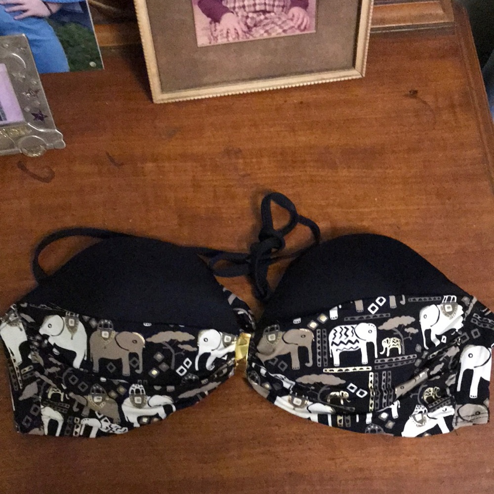 Swimming suit